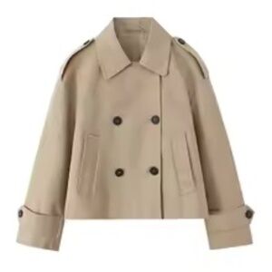 NWT Double breasted cropped trench coat